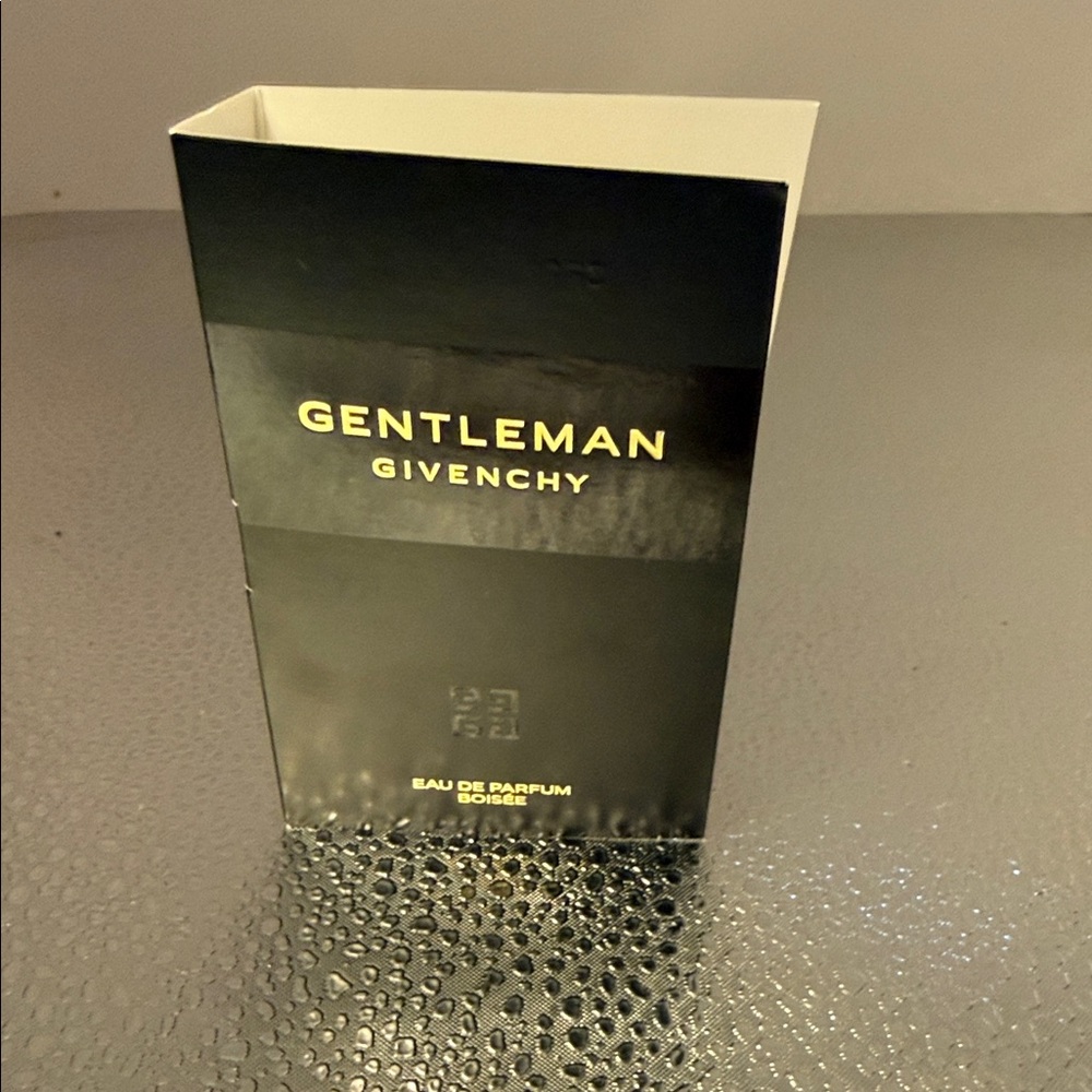 Givenchy Gentleman Black and Gold Packaging